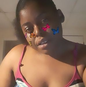 Meet your Posher, Elisha